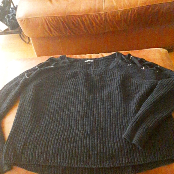 Express Sweaters - EXPRESS LACE UP SWEATER SP